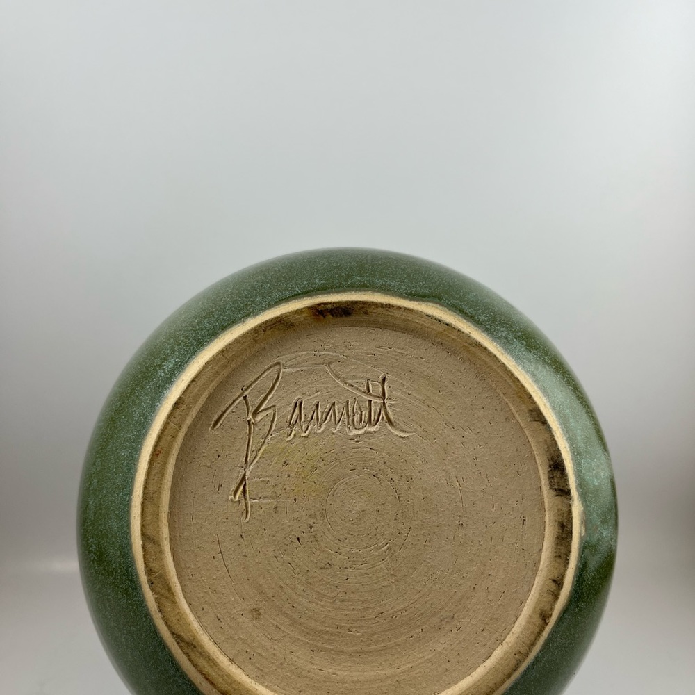 Artist Studio Pottery signed Barnett Green Hand Thrown Vintage Vase - Picture 8 of 8
